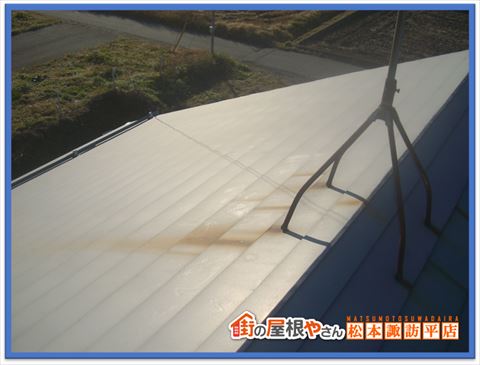 岡谷市屋根現地調査　サビ